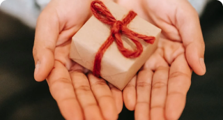 hands holding a gift